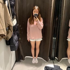 Meet your Posher, Joni